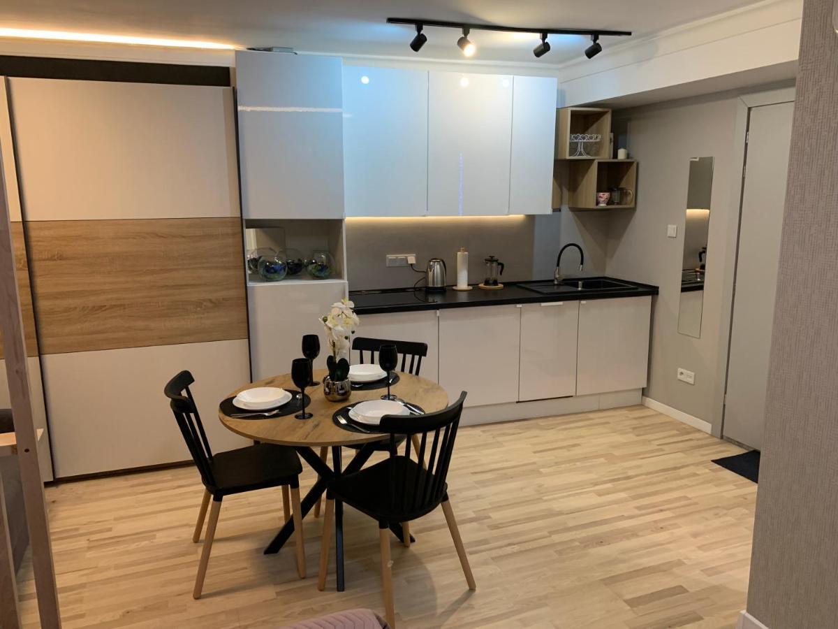 קרקוב Petit Appartement מראה חיצוני תמונה