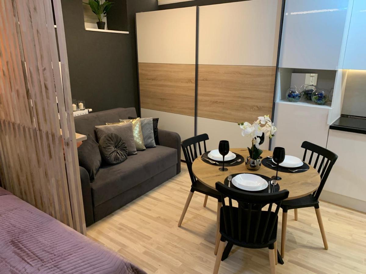 קרקוב Petit Appartement מראה חיצוני תמונה